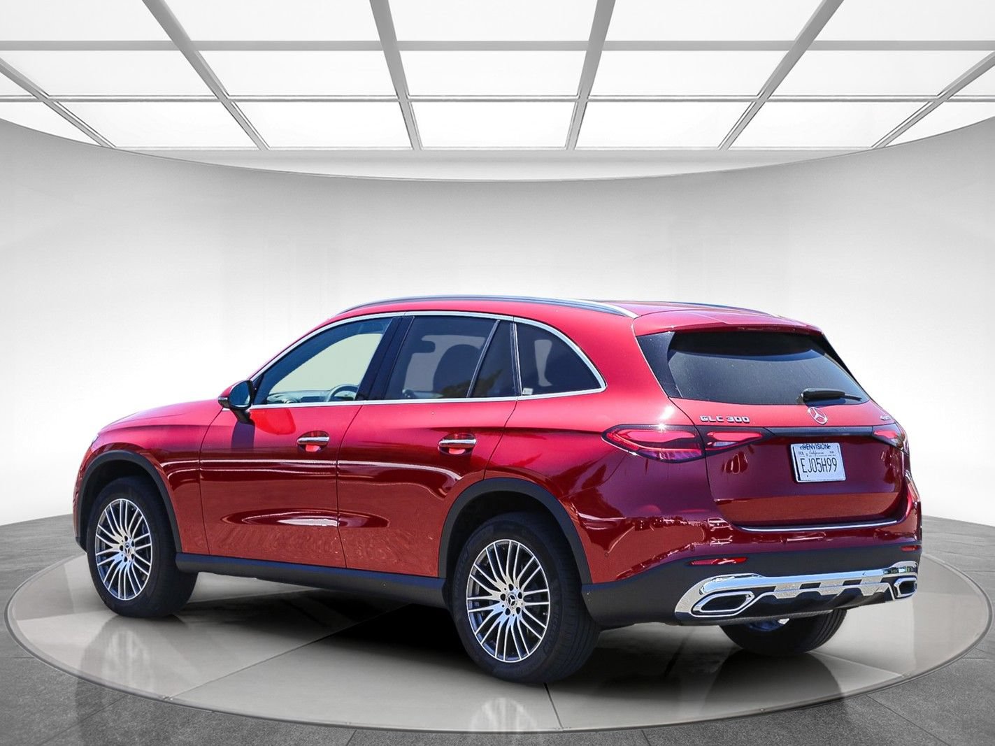 Certified 2026 Mercedes-Benz GLC 300 4MATIC image 2