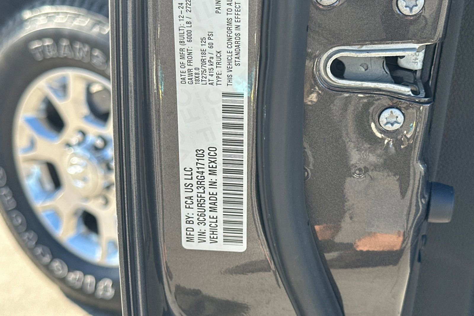 Used 2024 RAM 2500 Laramie w/ Safety Group AWD/4WD image 29