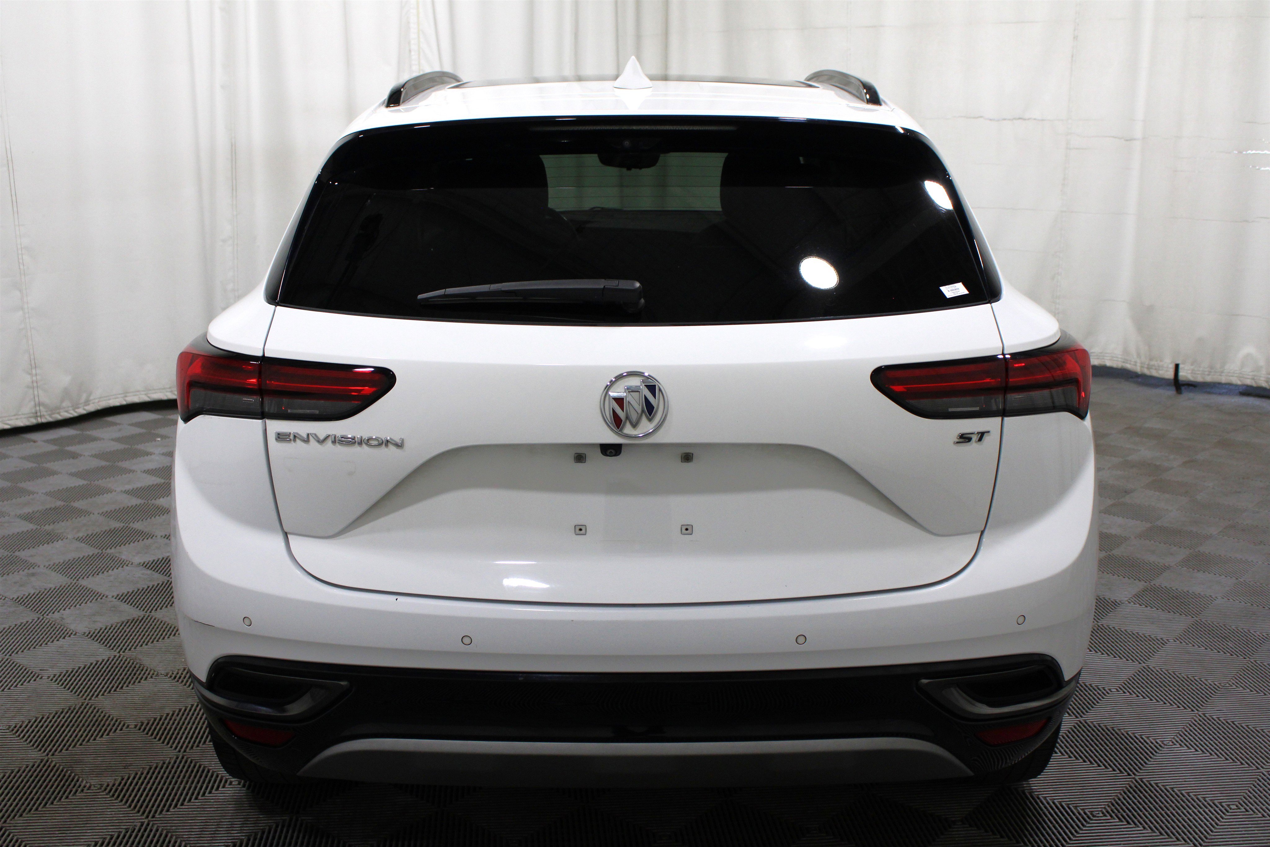 Used 2022 Buick Envision Essence w/ Technology Package II image 31