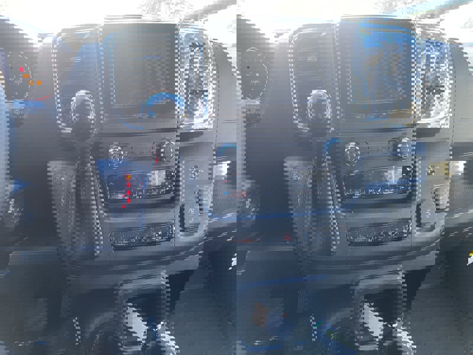 Used 2025 RAM ProMaster 3500 w/ Quick Order Package 22G SLT image 14