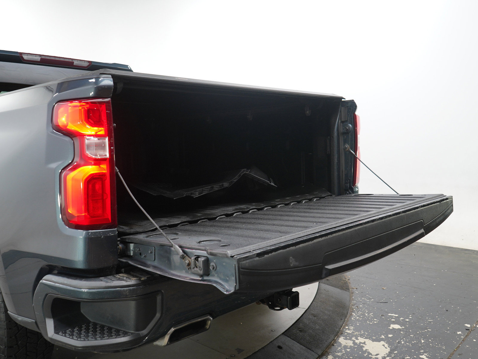 Used 2021 Chevrolet Silverado 1500 RST AWD/4WD image 16