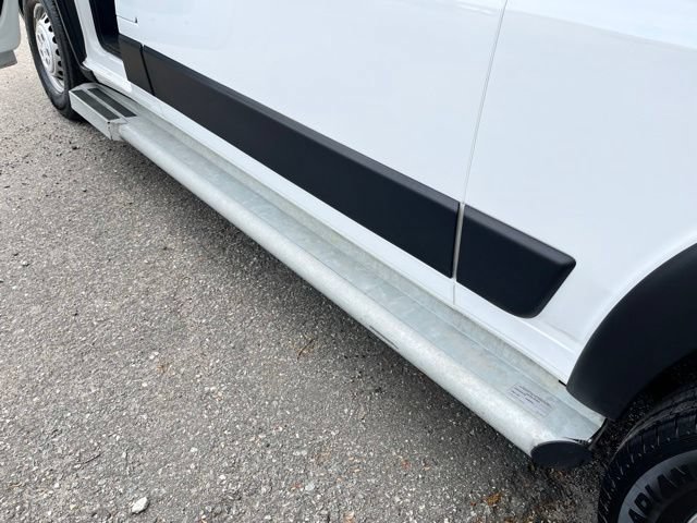Used 2025 RAM ProMaster 2500 w/ U-Haul Equipment Group FWD image 18