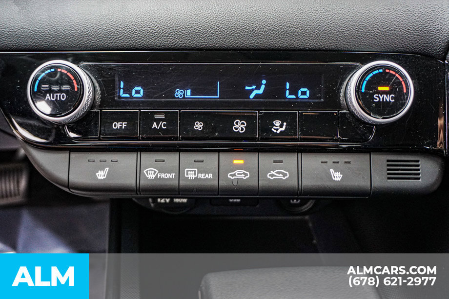 Used 2023 Hyundai Elantra Blue w/ Preferred Accessory Package FWD image 39