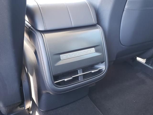 New 2026 Lincoln Nautilus Premier w/ Jet Appearance Package image 15