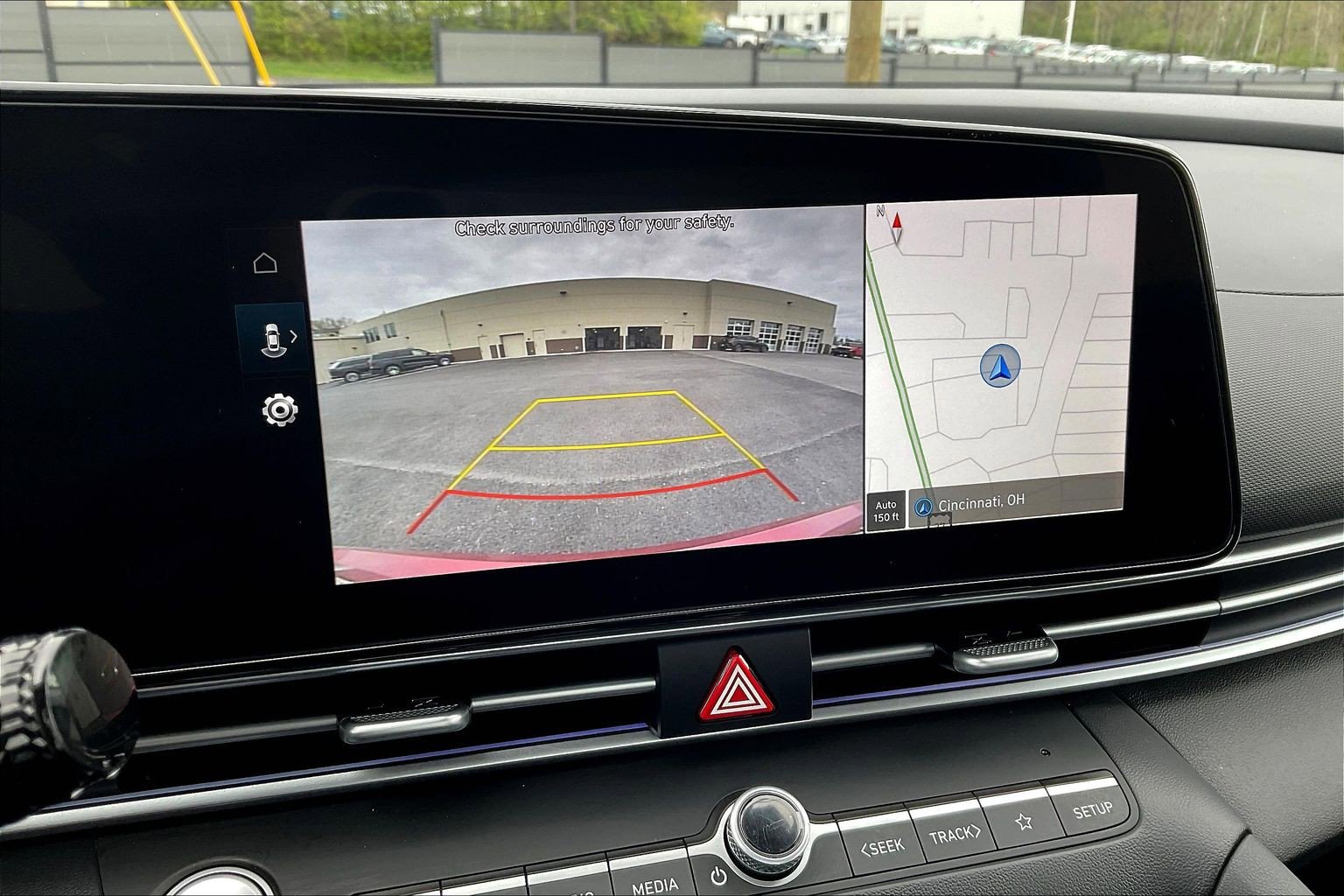 Certified 2025 Hyundai Elantra SEL FWD image 14
