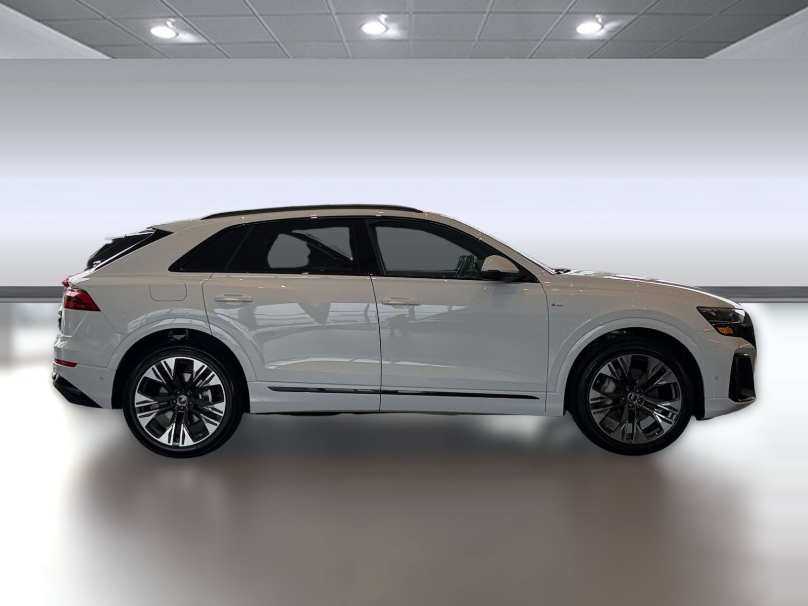 New 2027 Audi Q8 Premium Plus AWD/4WD image 7