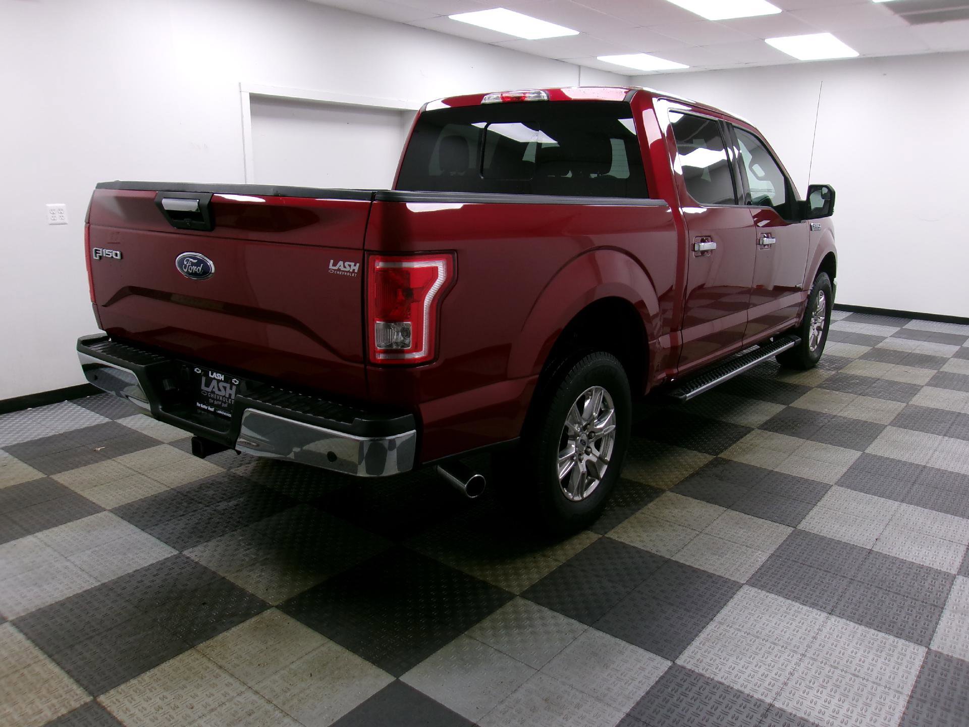 Used 2015 Ford F150 XLT w/ Equipment Group 302A Luxury image 13