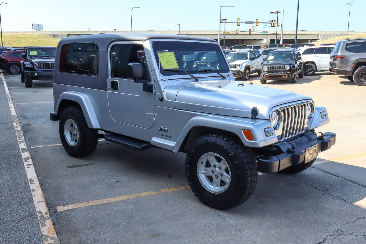 Used 2005 Jeep Wrangler Unlimited AWD/4WD image 4