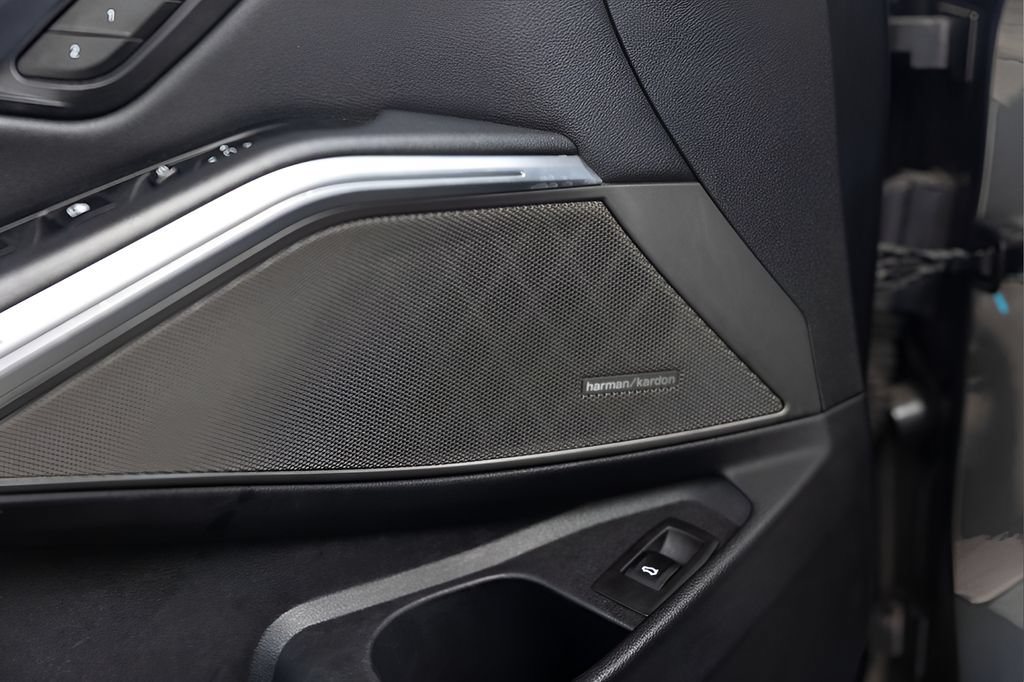 Used 2020 BMW M340i RWD image 41