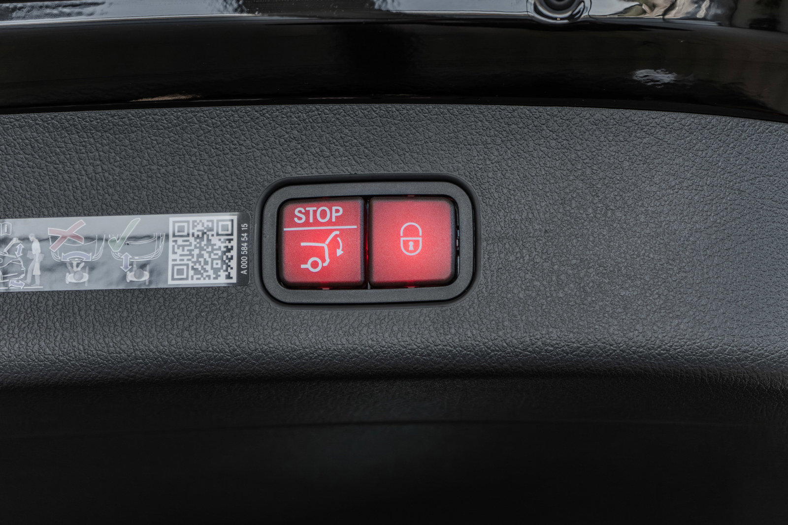 New 2026 Mercedes-Benz GLC 300 4MATIC image 35