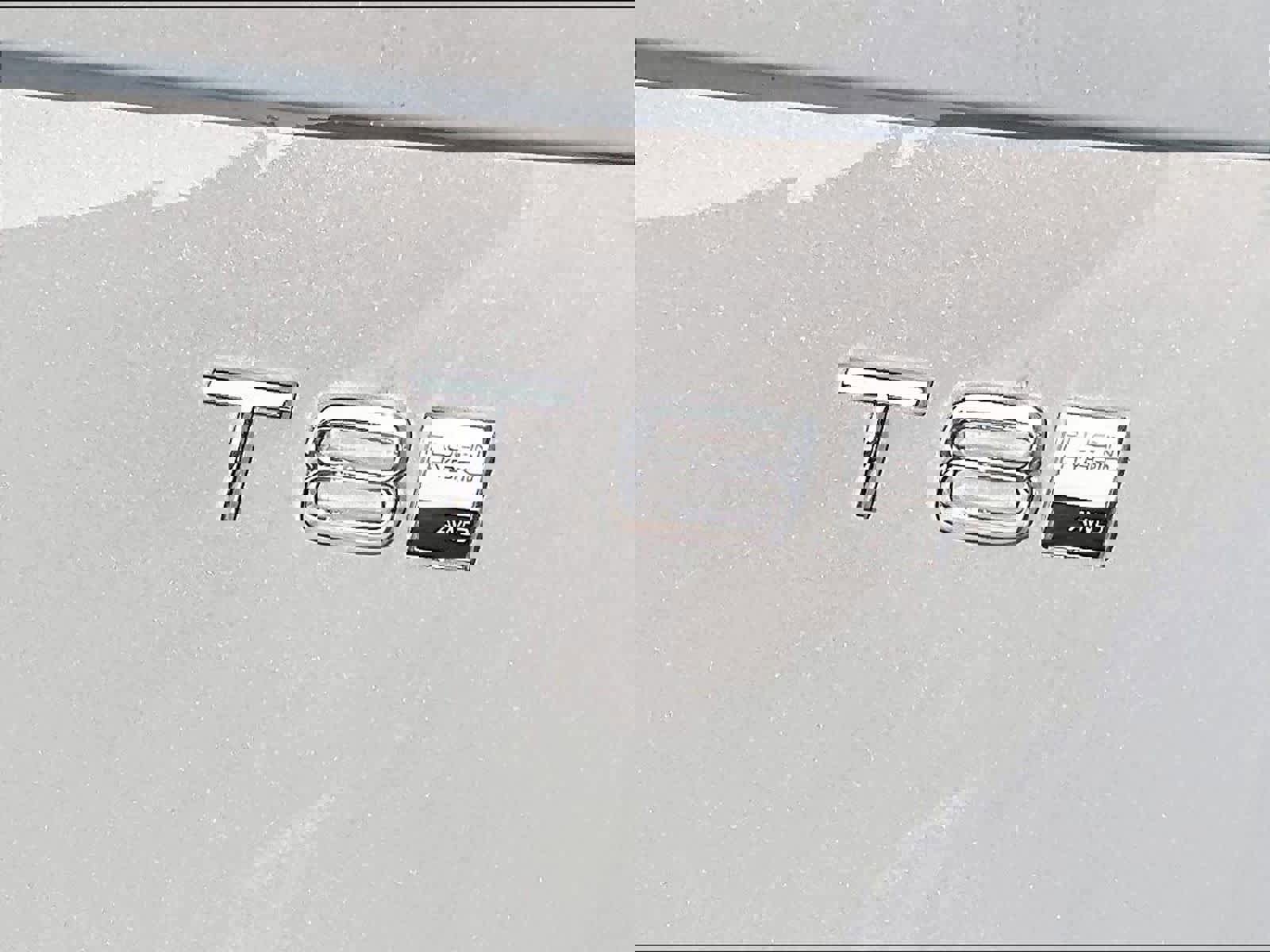 New 2026 Volvo XC90 T8 Plus w/ Protection Package Premier image 26