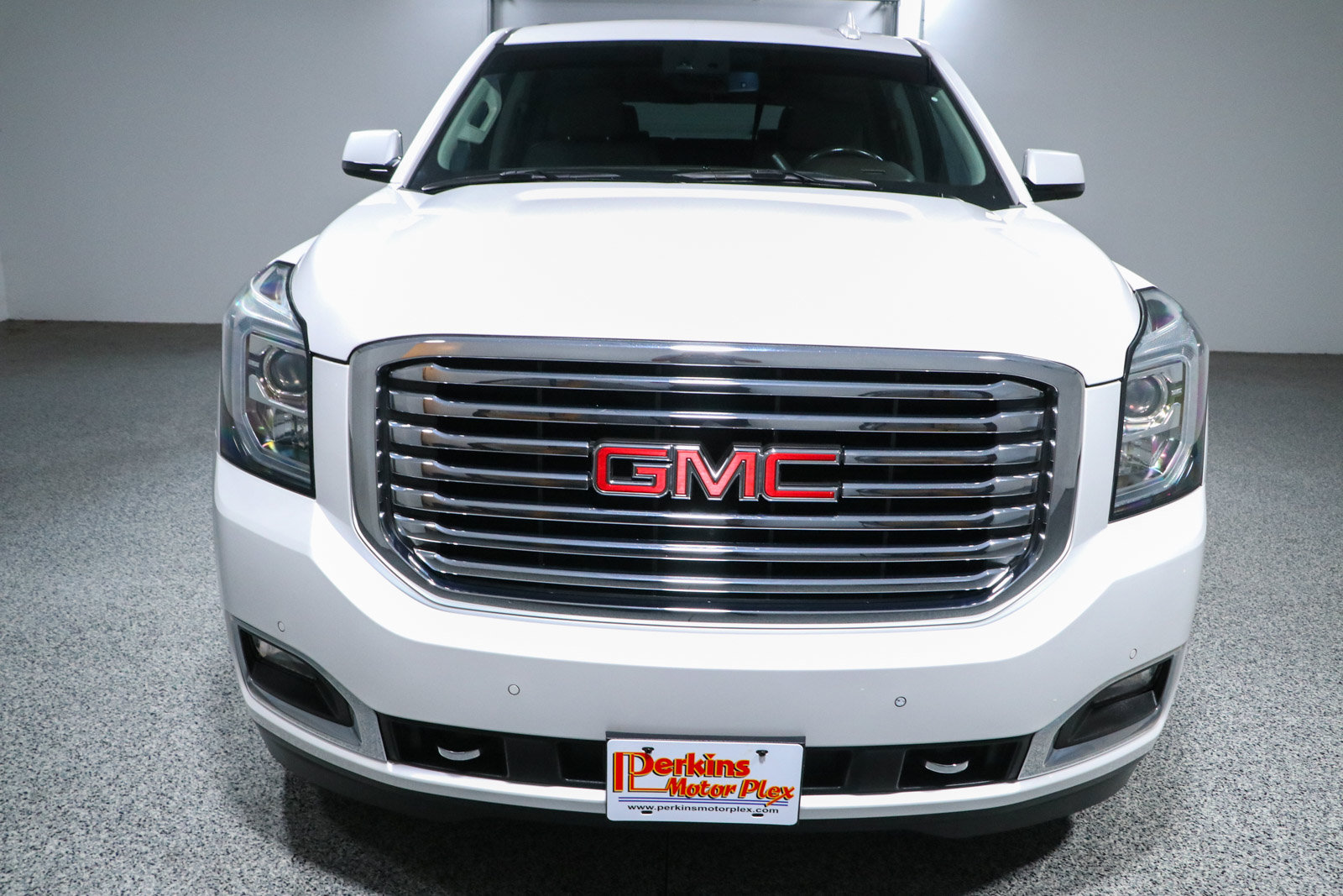 Used 2020 GMC Yukon SLT w/ Premium Edition RWD image 4