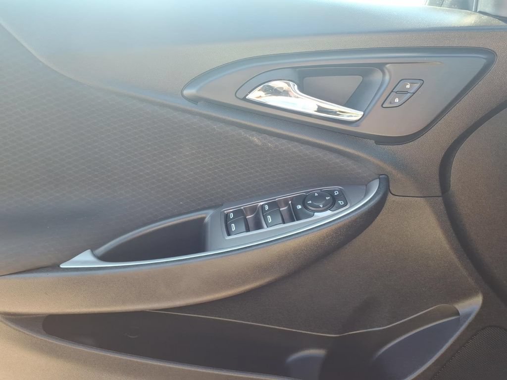 Used 2024 Chevrolet Malibu LT FWD image 14