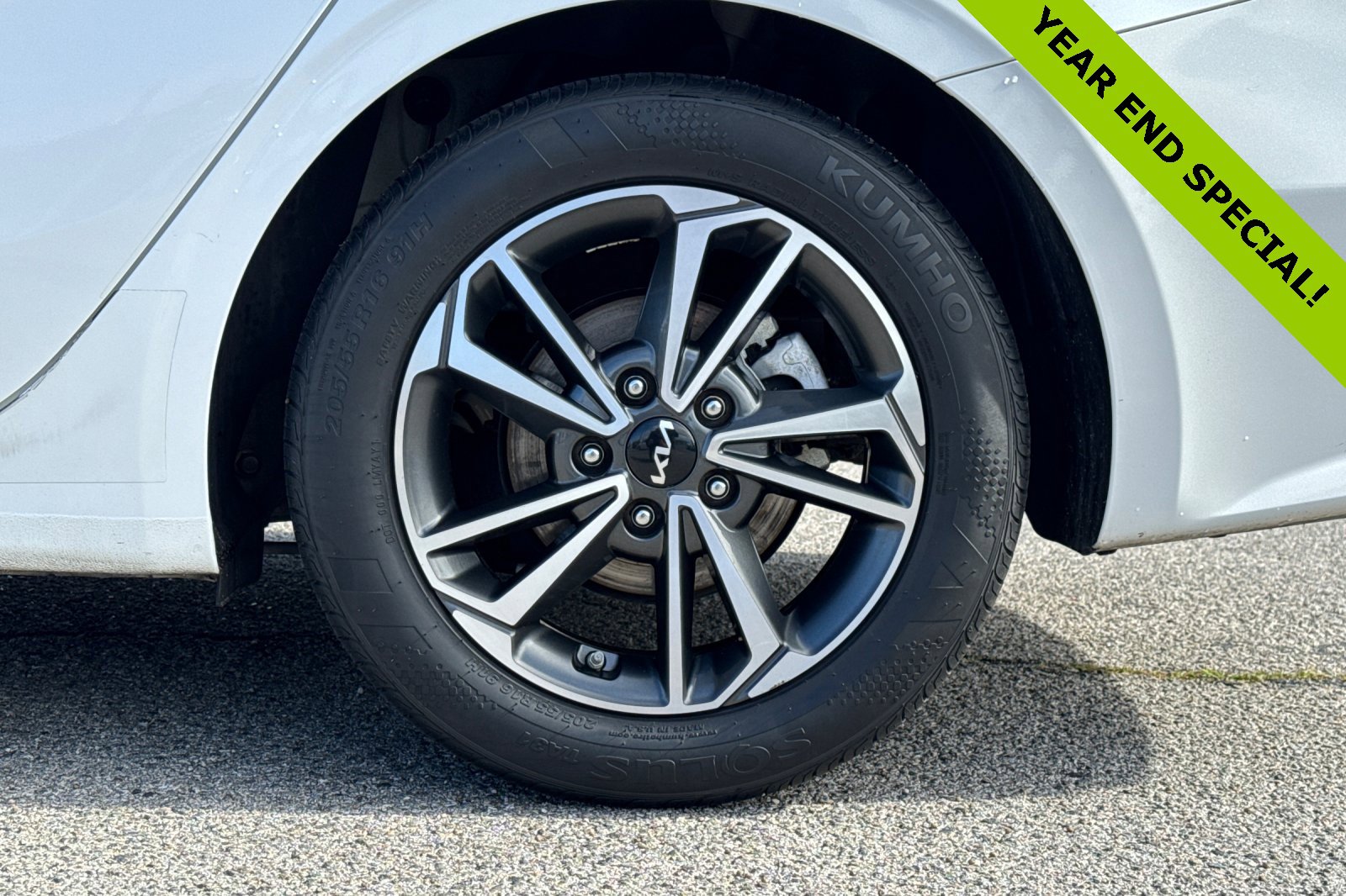 Used 2023 Kia Forte LXS w/ LXS Technology Package image 24