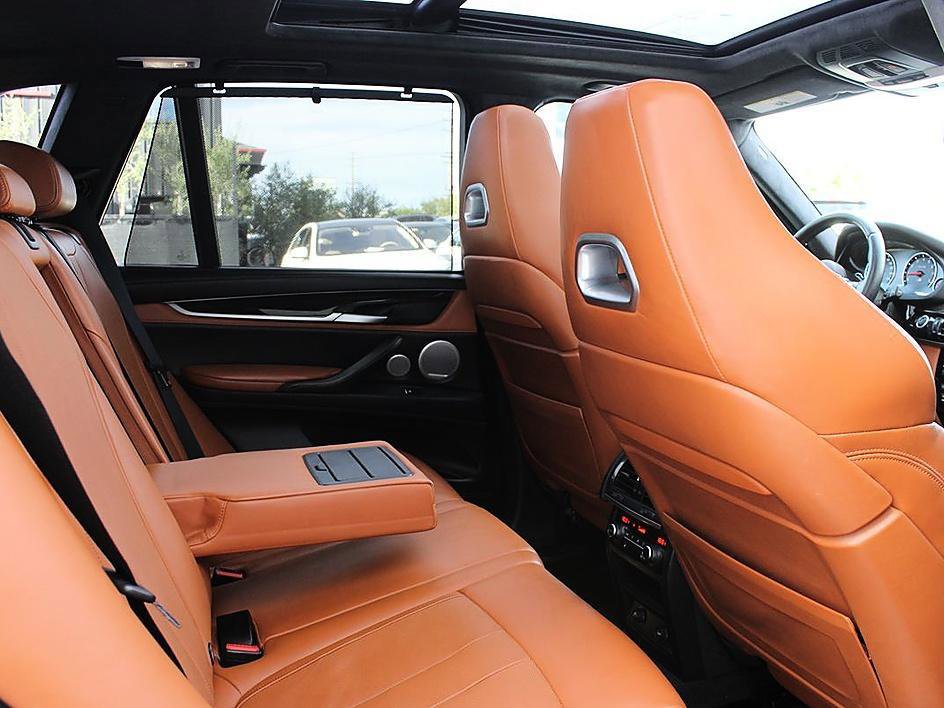 Used 2015 BMW X5 M image 20