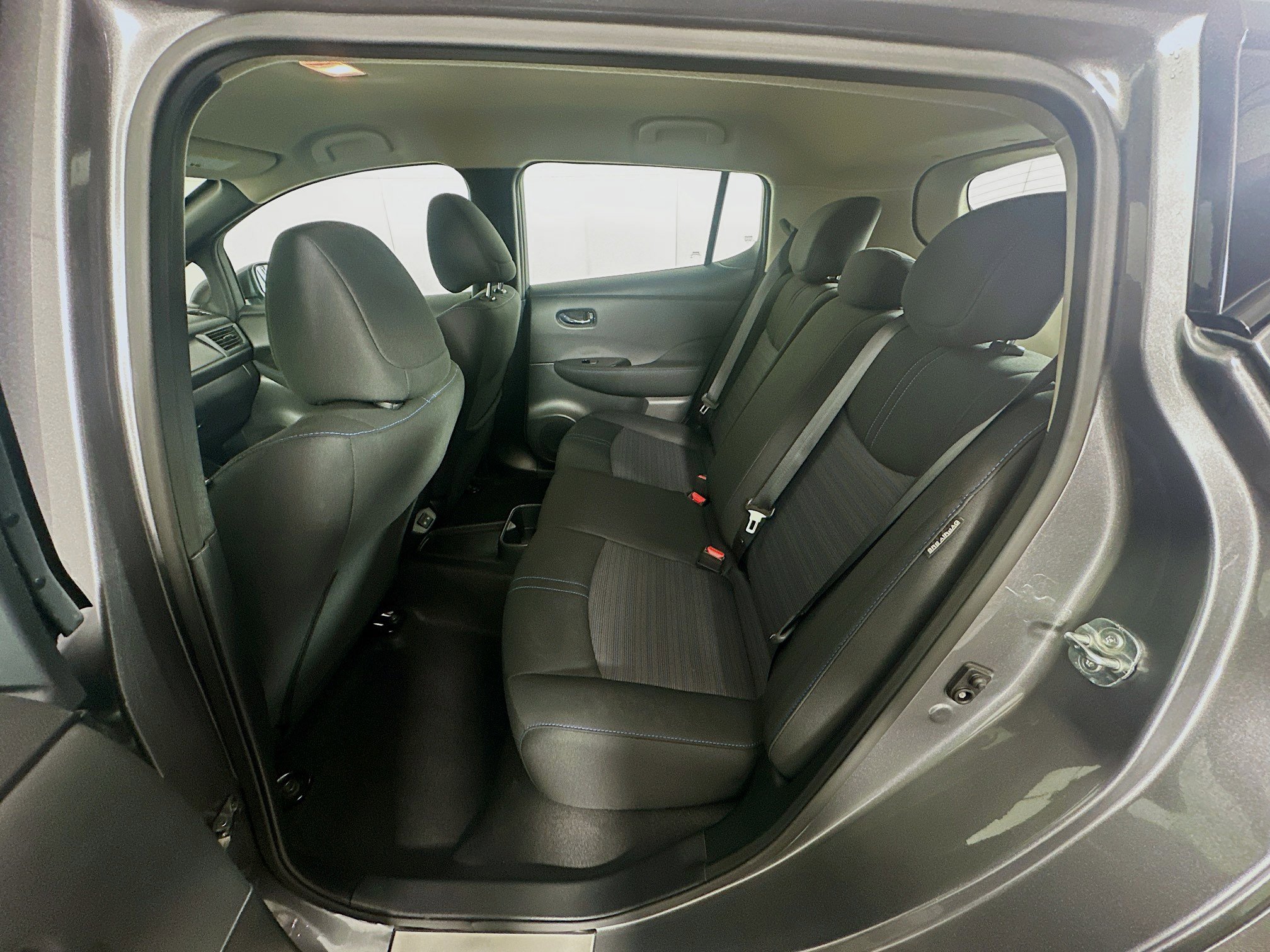 Used 2024 Nissan Leaf SV Plus image 25