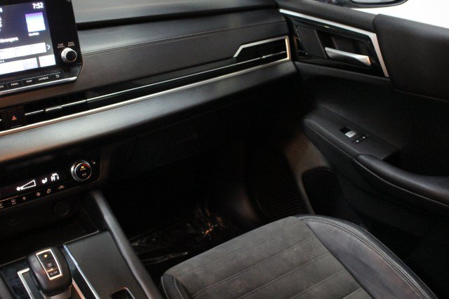 Used 2023 Mitsubishi Outlander SE FWD image 26