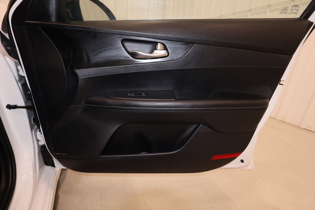 Used 2021 Kia Forte GT-Line FWD image 19