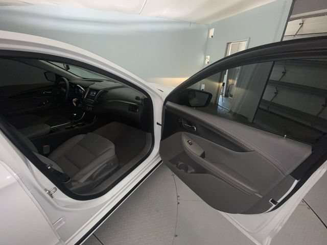 Used 2017 Chevrolet Impala LS FWD image 22