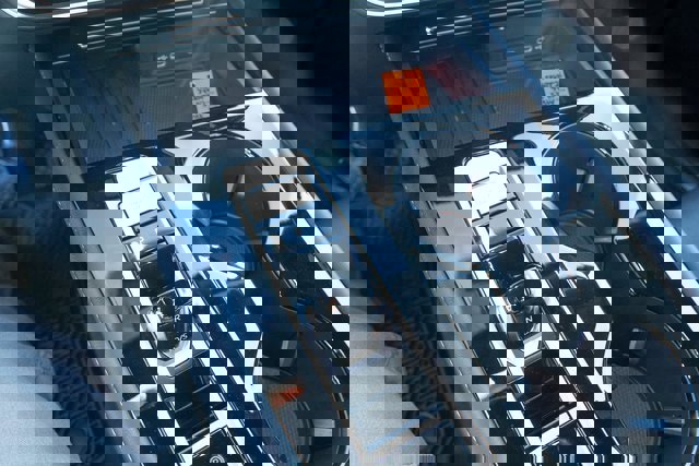 New 2026 Volkswagen Atlas Cross Sport SE image 21