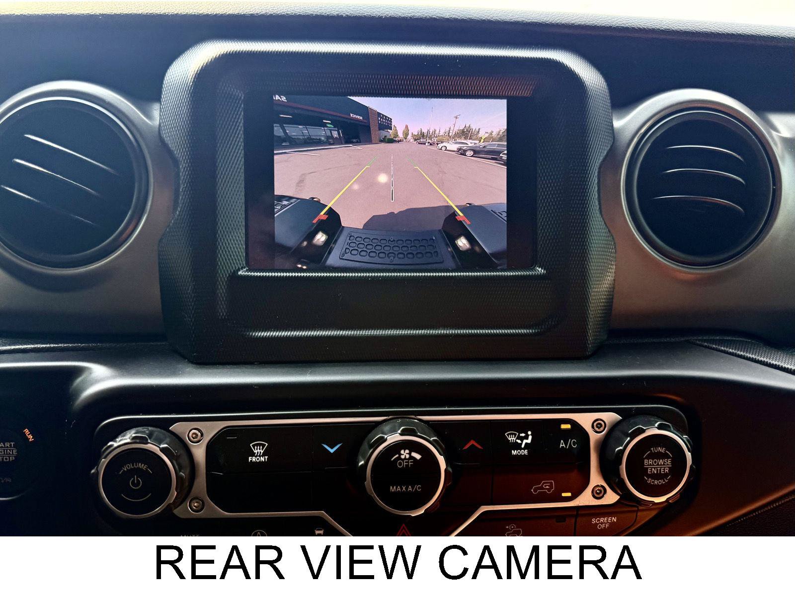Used 2023 Jeep Gladiator Sport AWD/4WD image 34