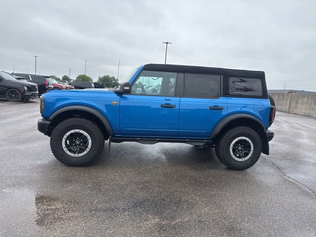 Used 2023 Ford Bronco Badlands AWD/4WD image 4