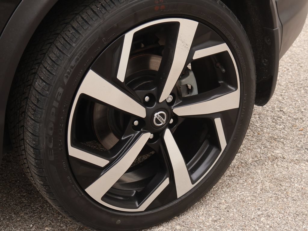 Used 2022 Nissan Rogue Sport SL AWD/4WD image 37