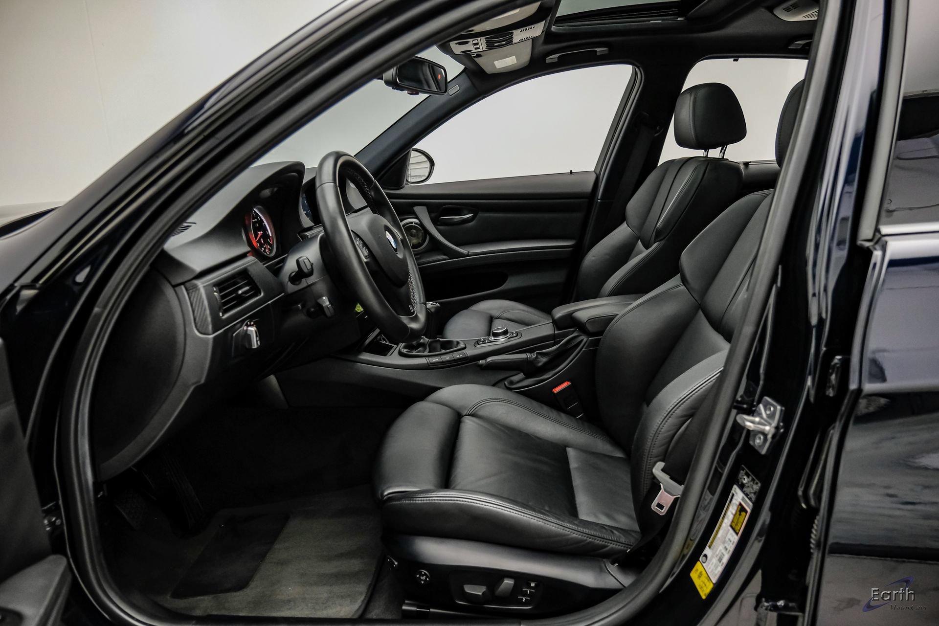 Used 2011 BMW M3 Sedan RWD image 37