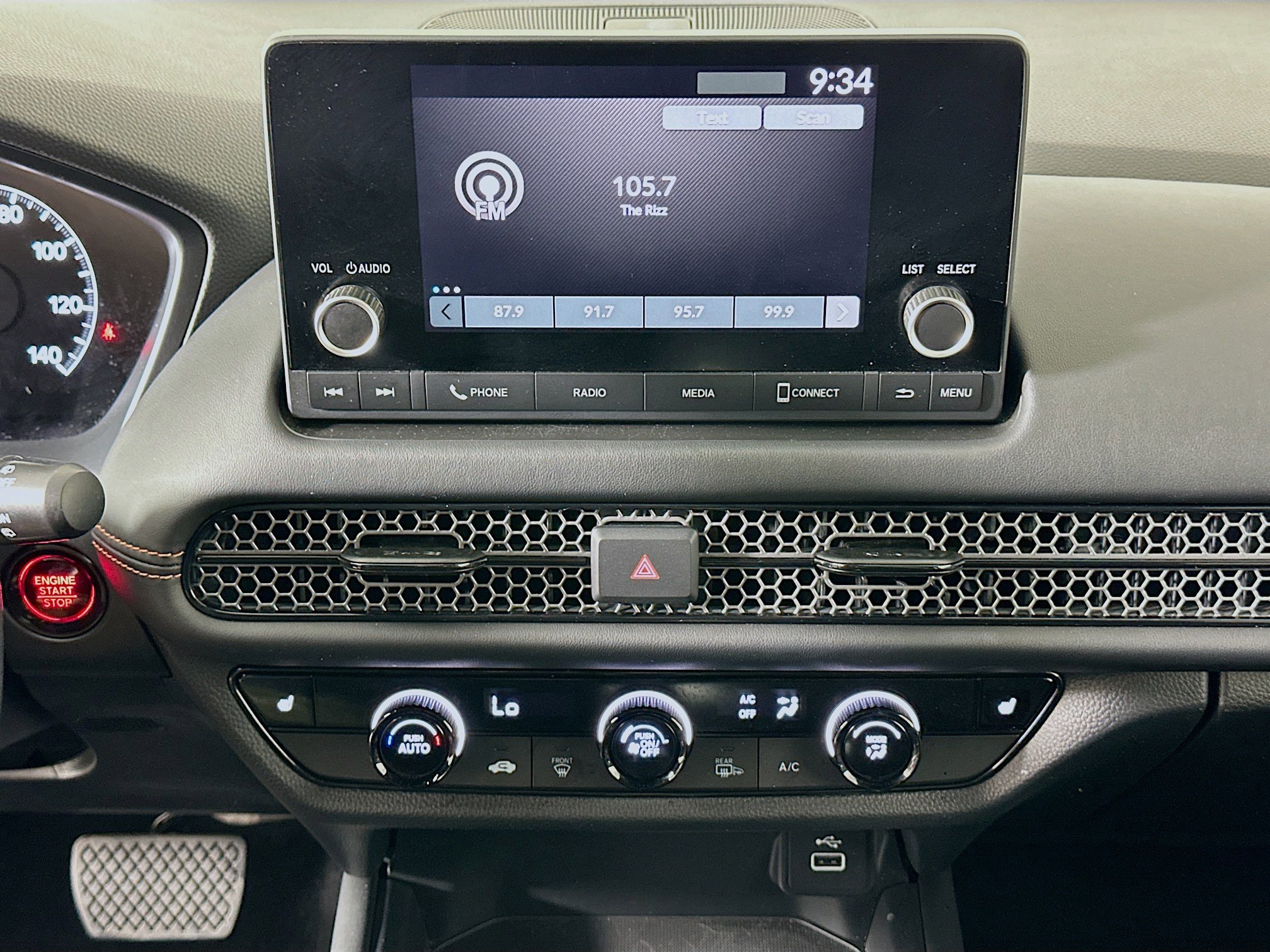 Used 2025 Honda HR-V Sport image 23