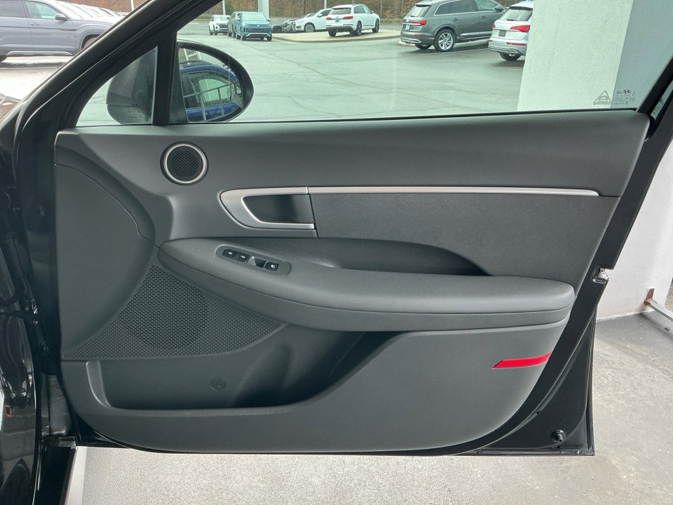 Used 2021 Hyundai Sonata SE w/ Cargo Package FWD image 33