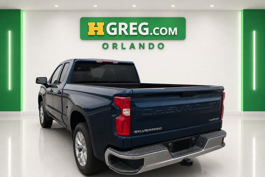 Used 2019 Chevrolet Silverado 1500 Custom w/ Custom Value Package RWD image 2