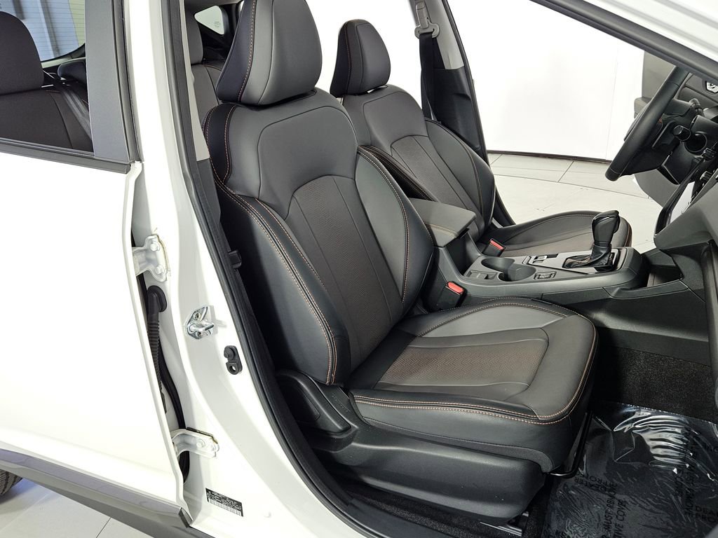 Certified 2025 Subaru Crosstrek 2.5i Limited w/ Crosstrek Mirror Package image 22