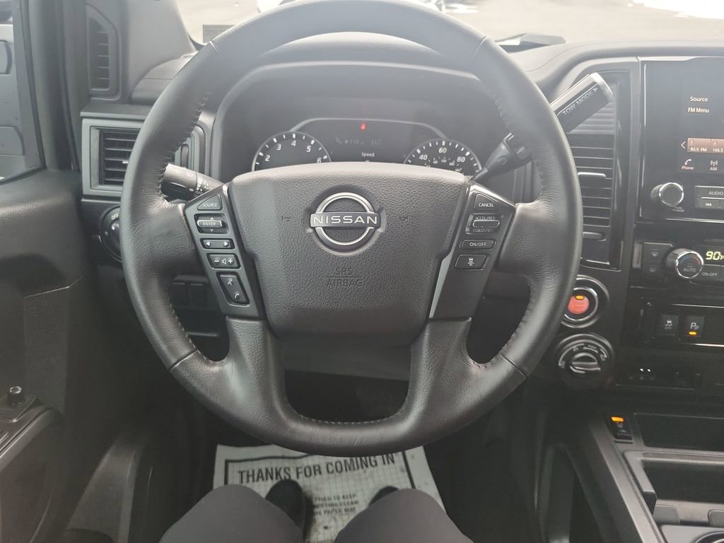 Used 2023 Nissan Titan SV w/ SV Convenience Package image 14