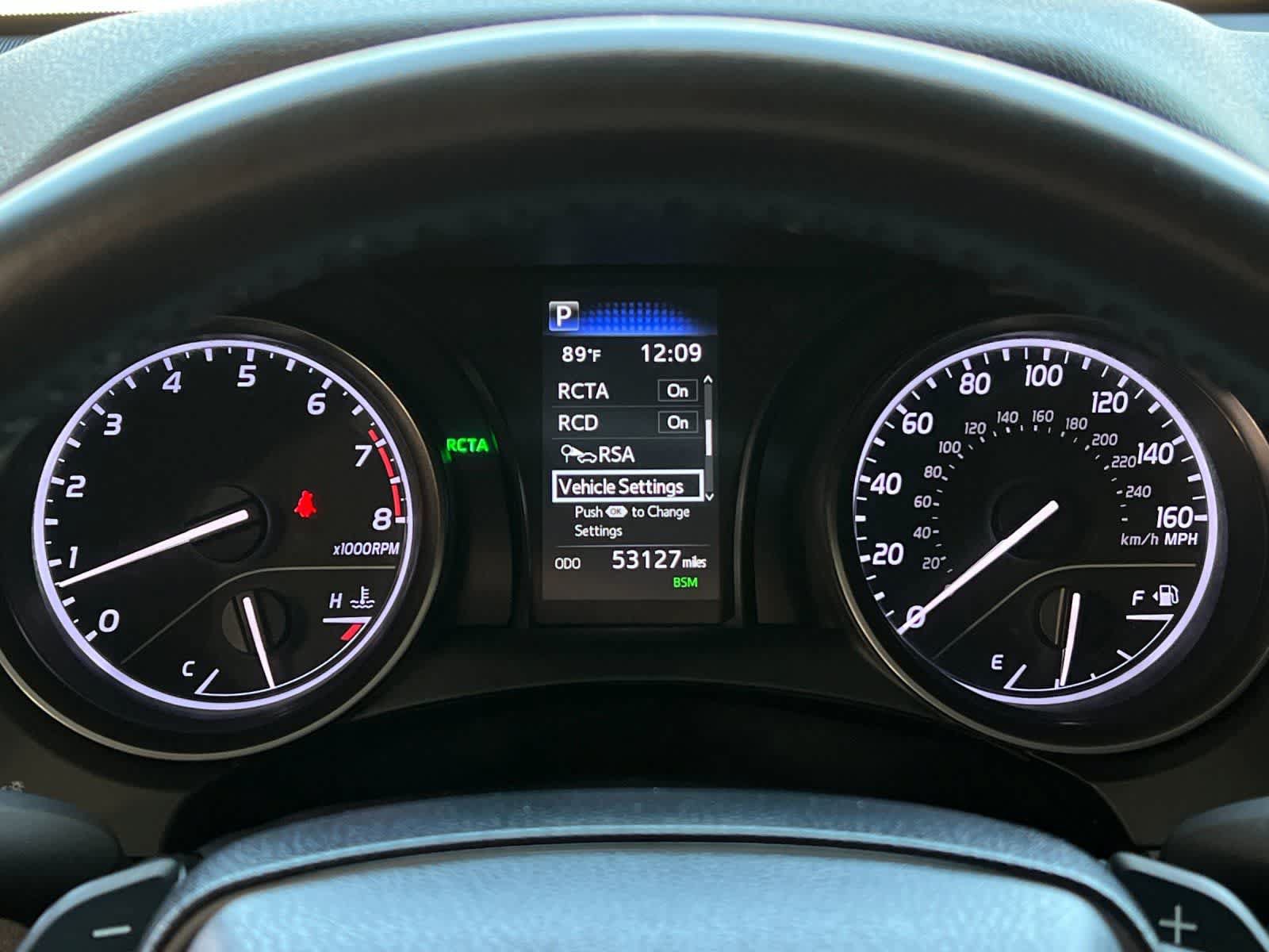 Used 2021 Toyota Camry SE w/ Convenience Package FWD image 24