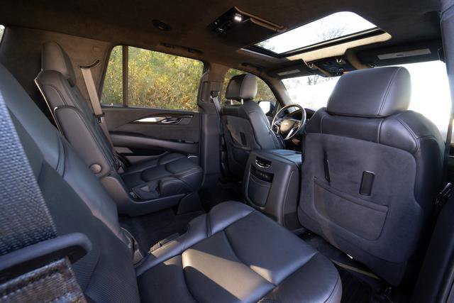 Used 2020 Cadillac Escalade Platinum image 26