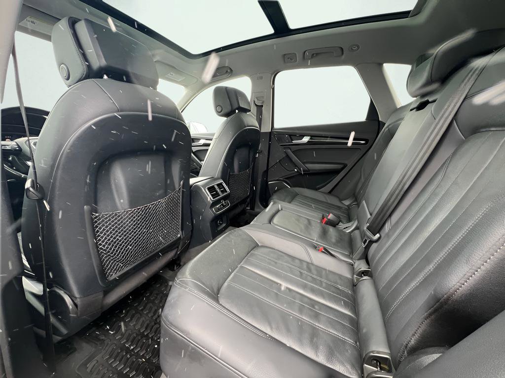 Used 2019 Audi Q5 2.0T Premium w/ Convenience Package image 16