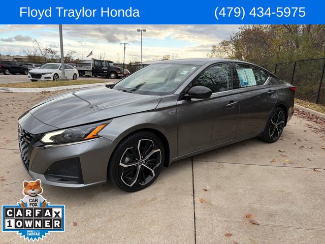 Used 2023 Nissan Altima 2.5 SR w/ SR Premium Package