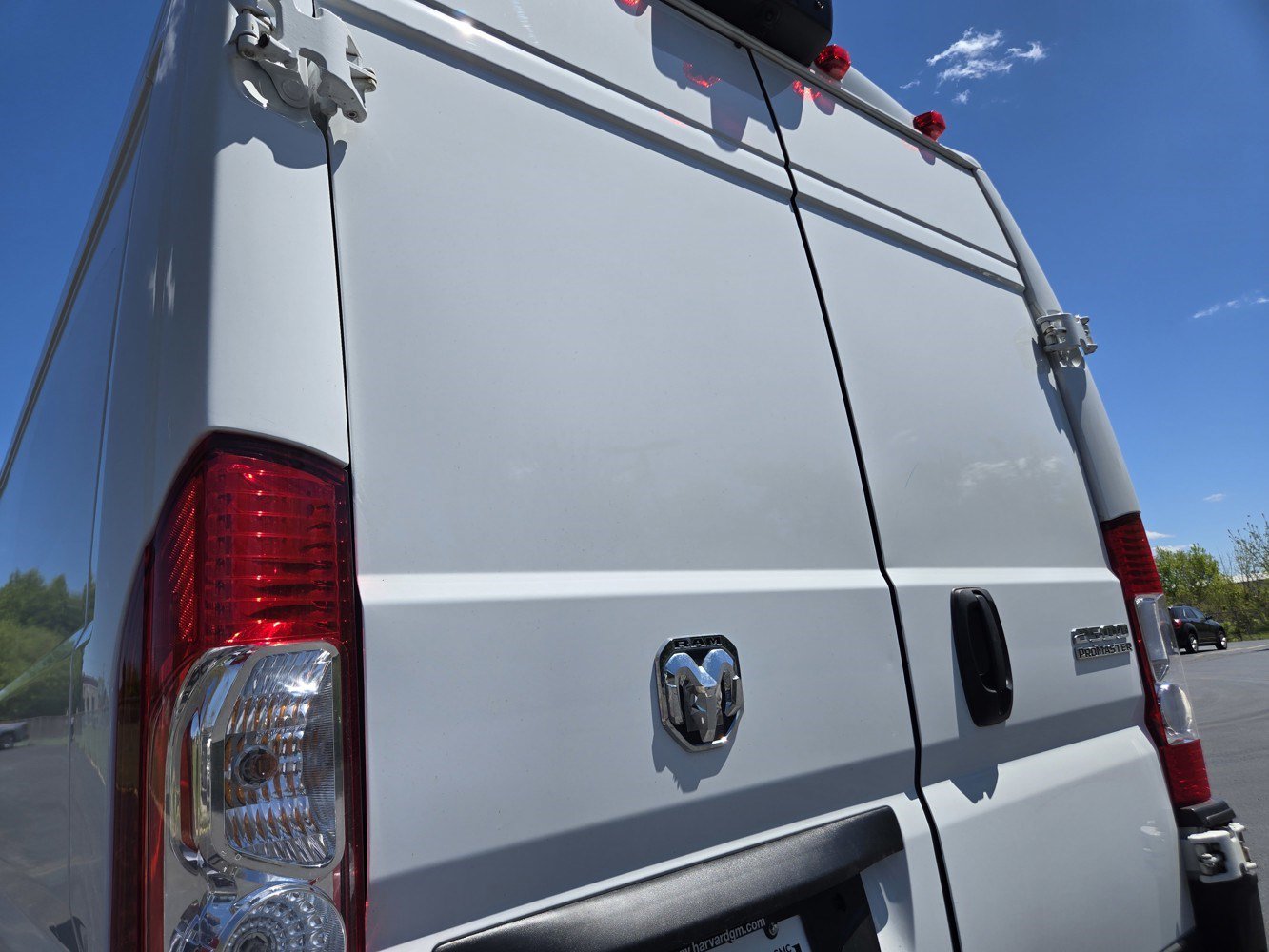 Used 2025 RAM ProMaster 2500 w/ Convenience Group FWD image 32