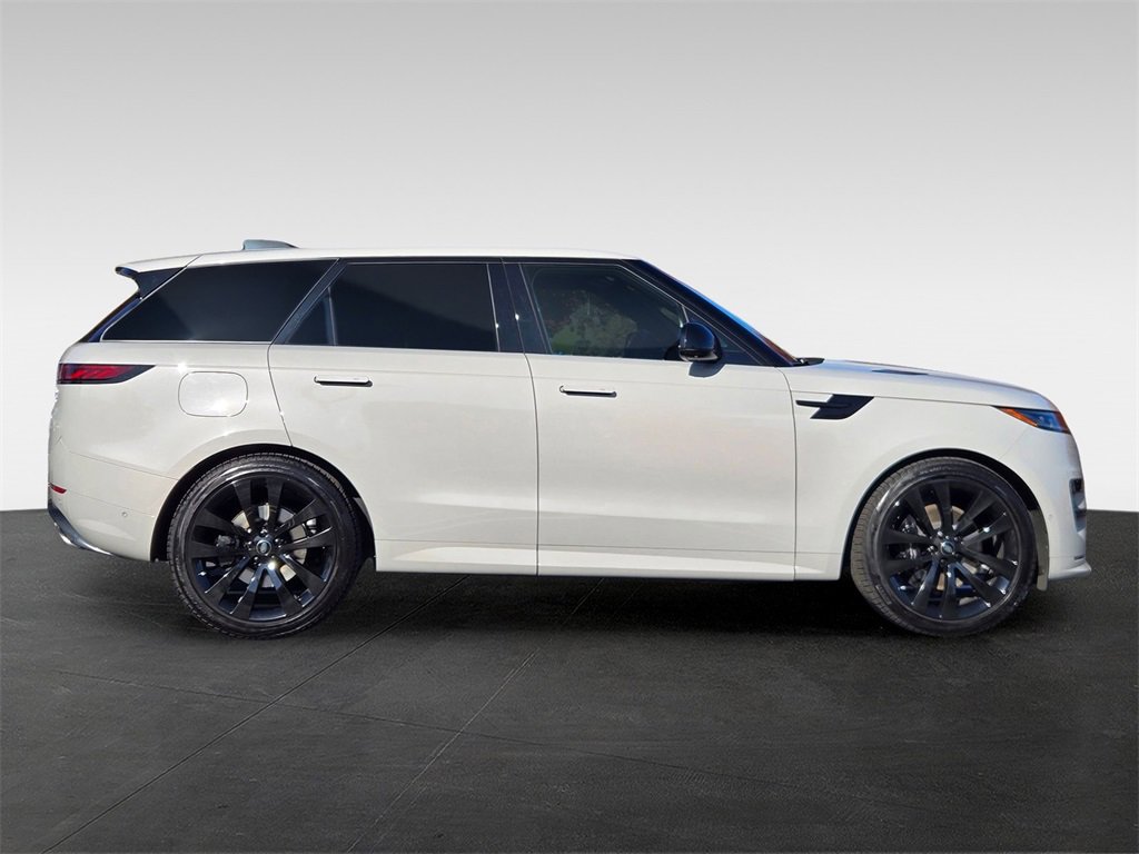 Used 2024 Land Rover Range Rover Sport Dynamic SE image 7