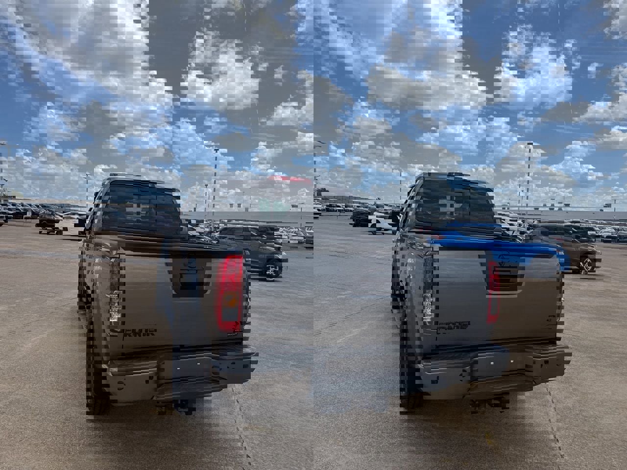 Used 2020 Nissan Frontier SV w/ Midnight Edition Floor Mats image 20