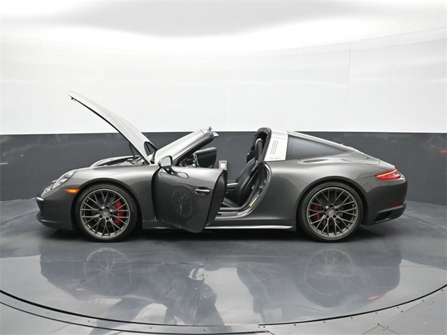 Used 2017 Porsche 911 Targa 4S image 24