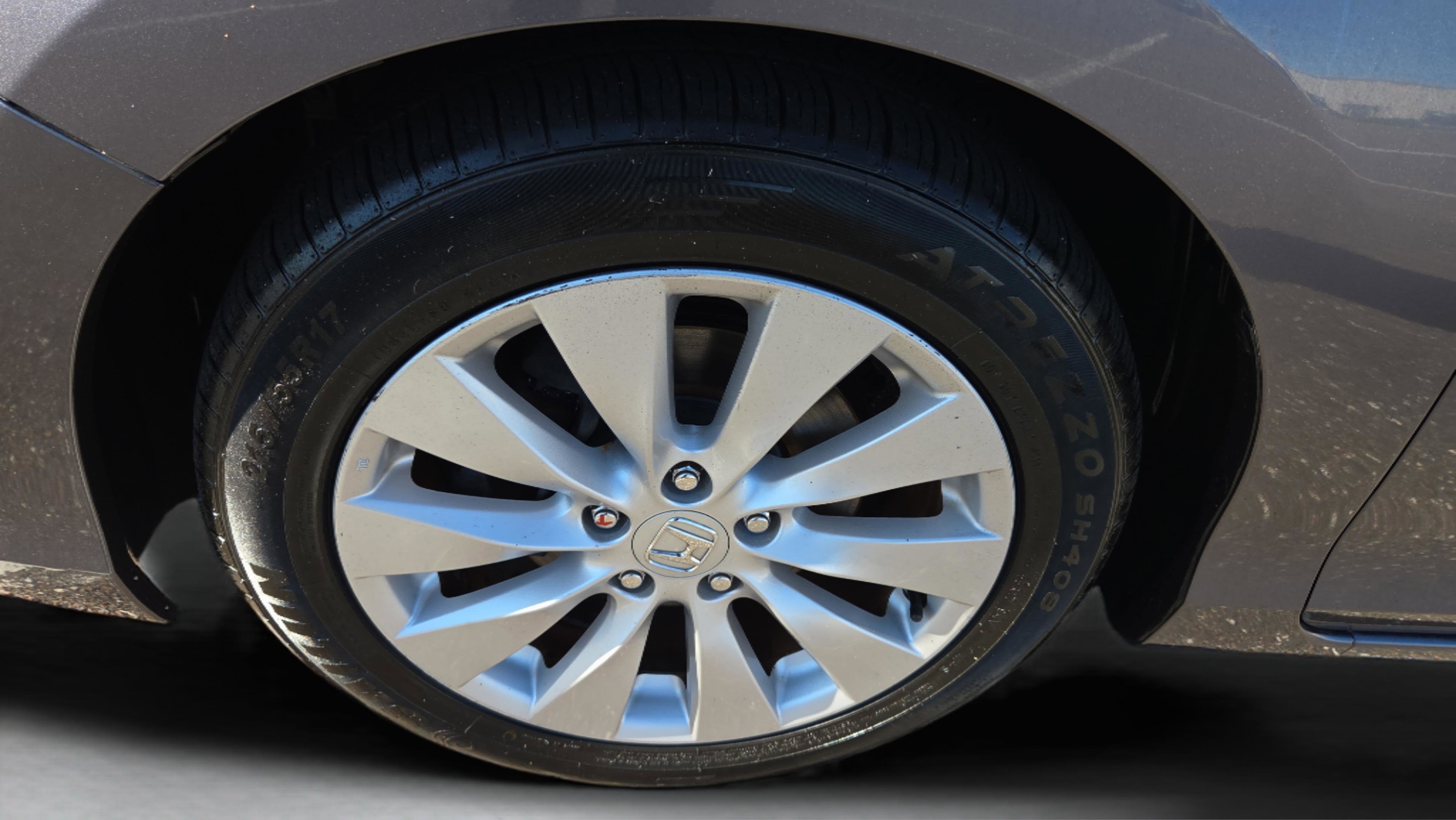 Used 2014 Honda Accord EX-L image 29