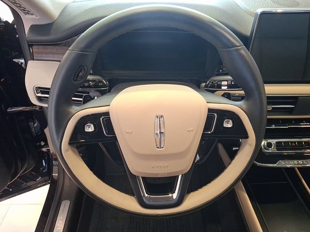 New 2026 Lincoln Corsair Reserve w/ Towing Package AWD/4WD image 8