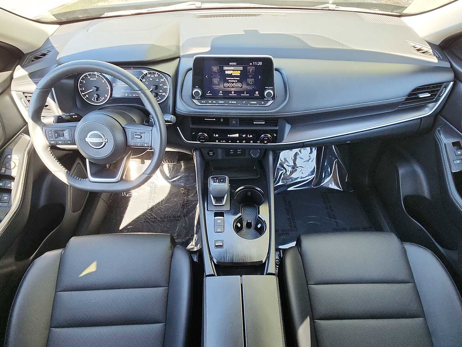 Used 2024 Nissan Rogue SV w/ SV Premium Package image 13