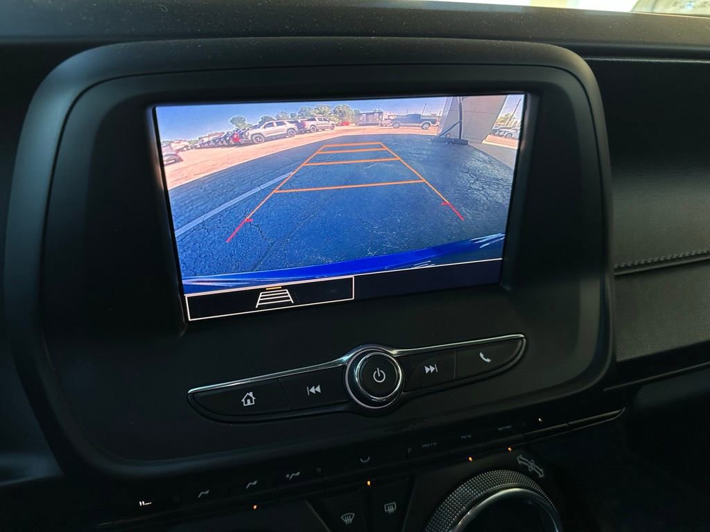 Used 2021 Chevrolet Camaro LT image 23