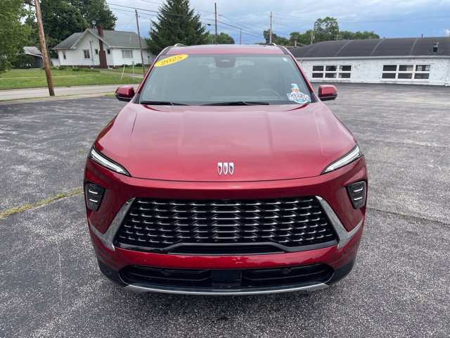 Used 2025 Buick Enclave Avenir w/ Super Cruise Package FWD image 2