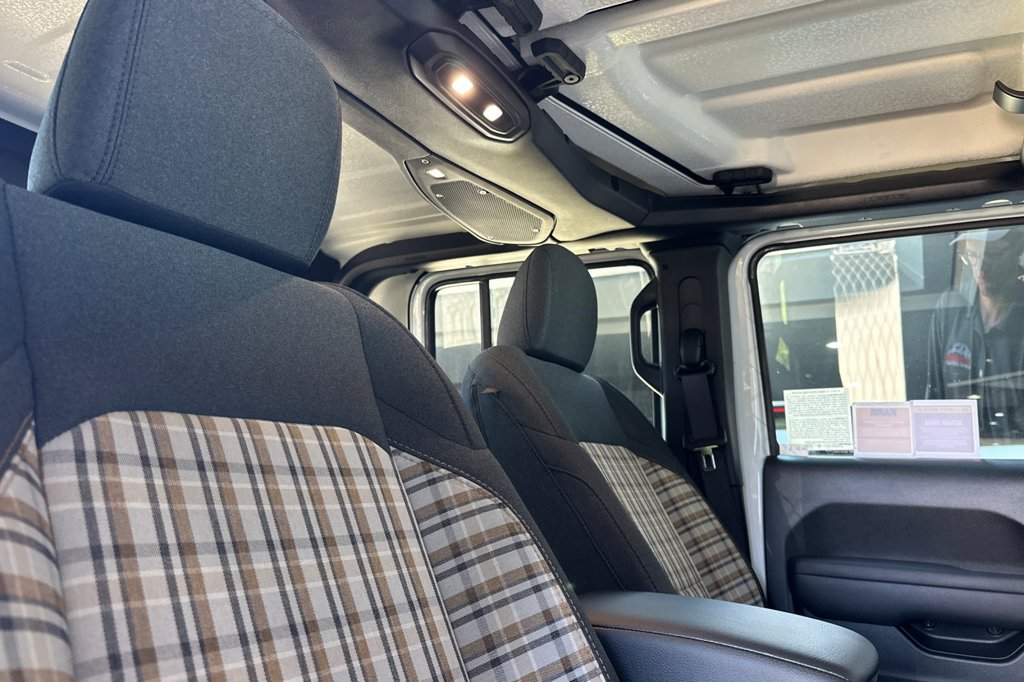New 2026 Jeep Gladiator Sport AWD/4WD image 16