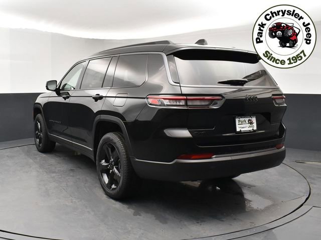 New 2026 Jeep Grand Cherokee L Limited w/ Limited Altitude Package AWD/4WD image 4