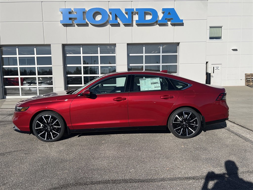 New 2025 Honda Accord Touring image 7