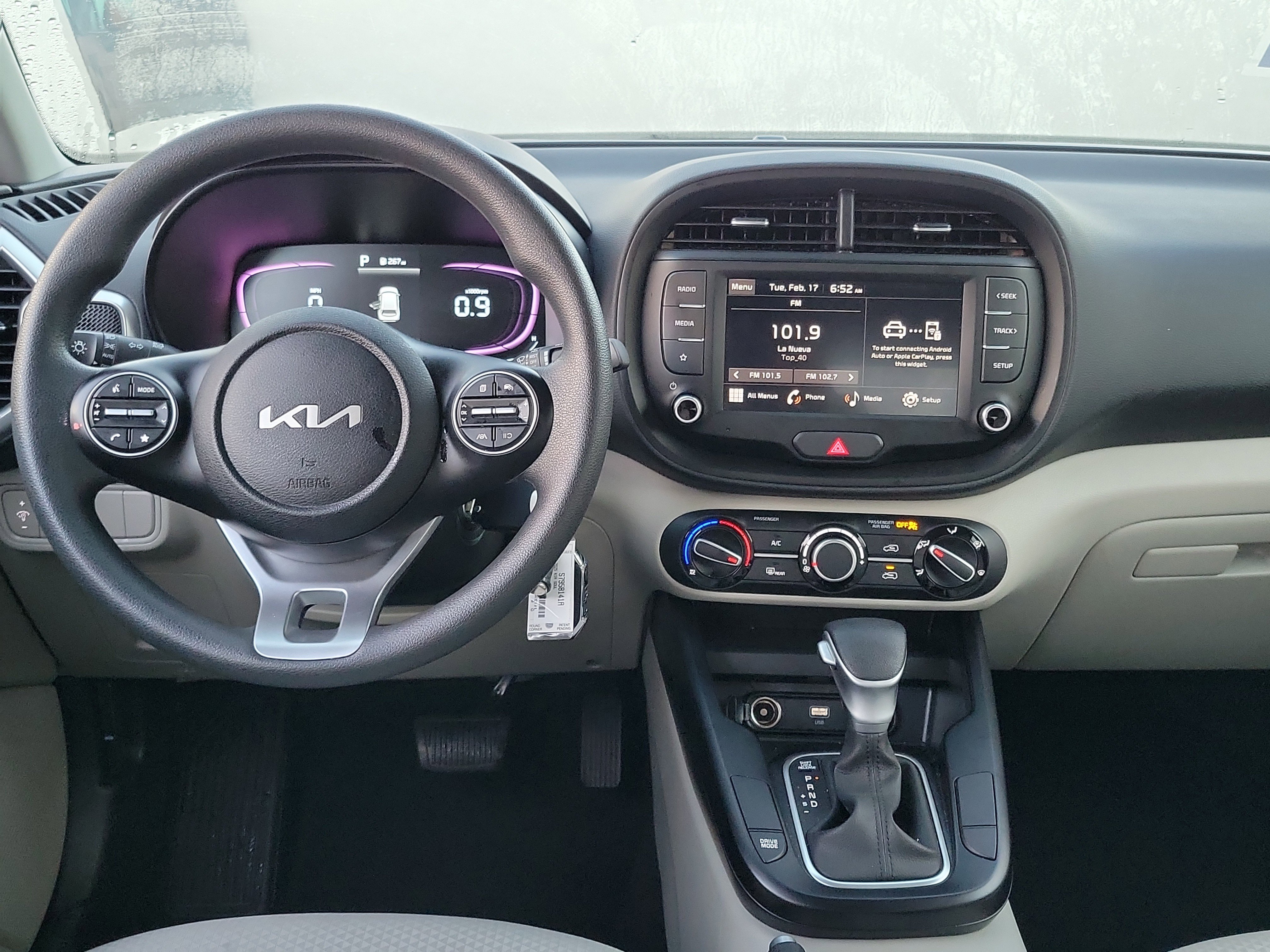 Used 2025 Kia Soul LX image 6